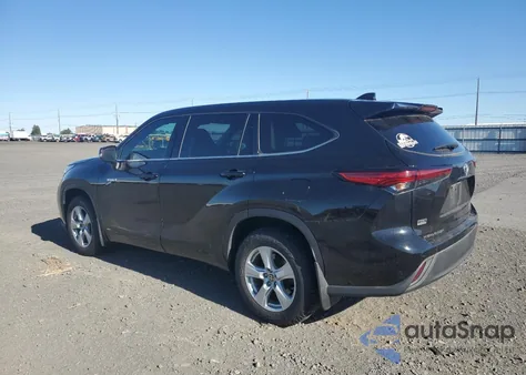 2021 Toyota Highlander Hybrid Le z USA, uszkodzony, nr VIN 5TDBBRCH4MS523629
